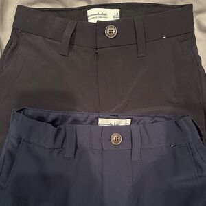 2 Pairs of Boy’s Black & Blue Abercrombie Performance Chinos Shorts size 7/8
